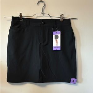 Eddie Bauer black skort front close rear pockets 2 way stretch size 4